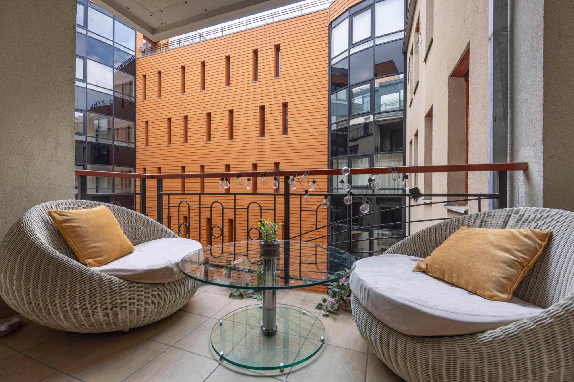Exclusive Central Suite With Balcony By Prestige Homes Budapest Esterno foto